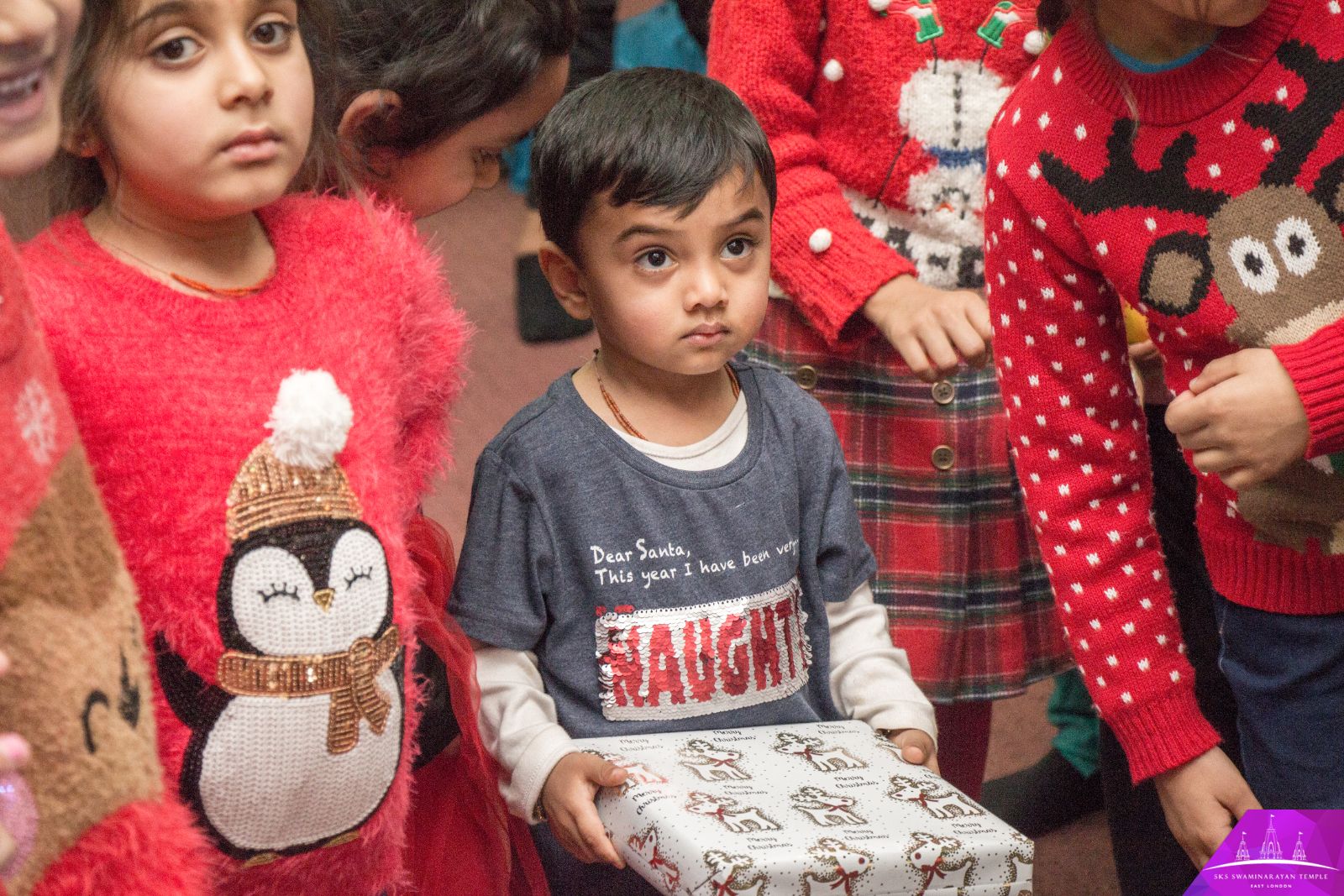 ©1987-2017 SKS Swaminarayan Temple East London
